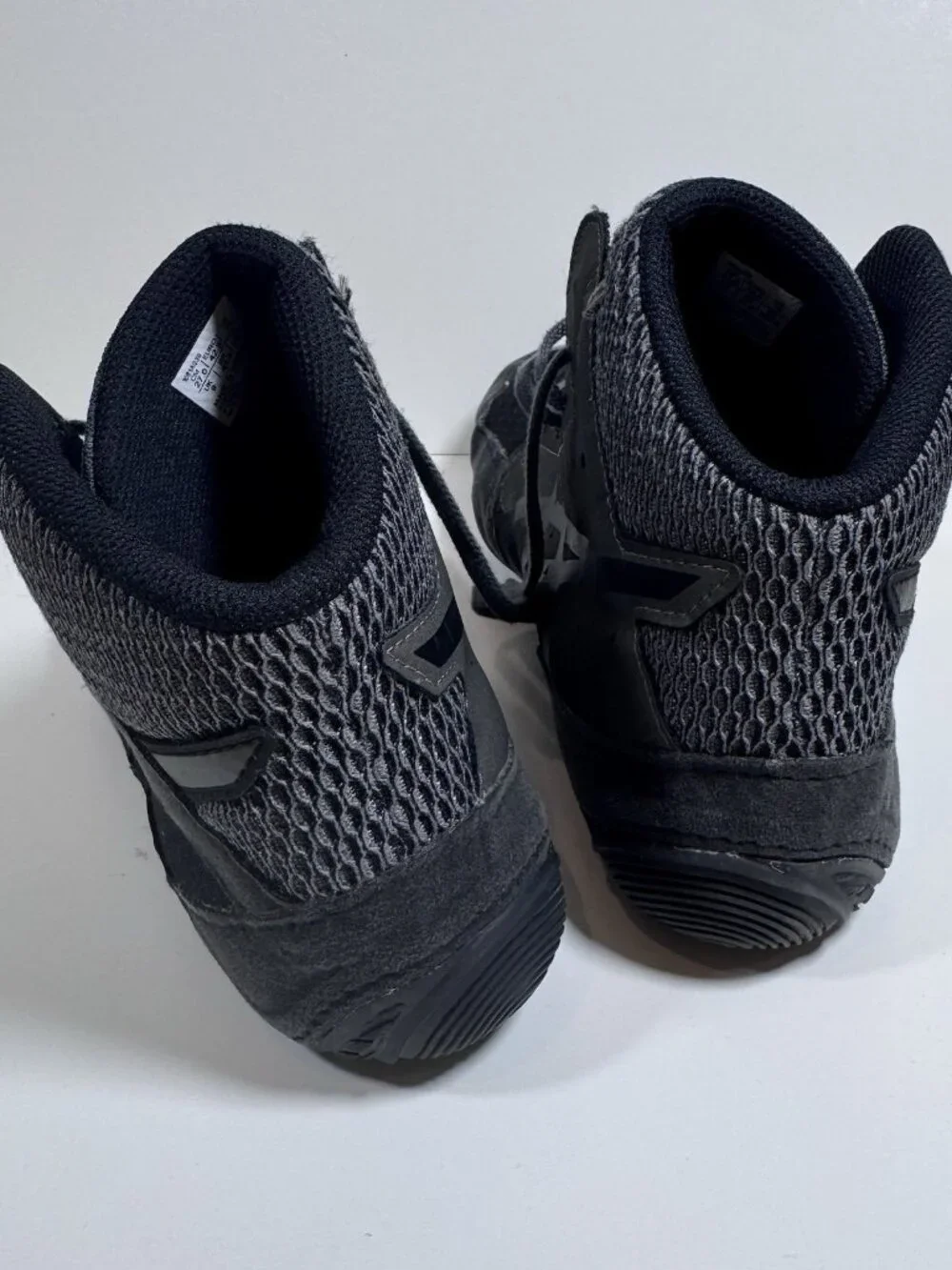 ASICS Men's Snapdown 3 Wrestling Shoes 10 42.5 Black/Gunmetal 1081A030 Athletic